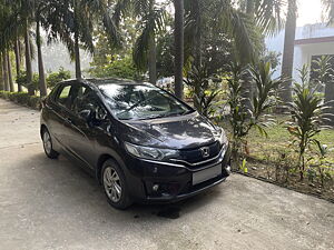 Second Hand Honda Jazz V CVT Petrol in Delhi