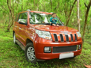 Second Hand Mahindra TUV300 T8 in Pune