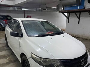 Second Hand Honda City 1.5 V MT in Mumbai