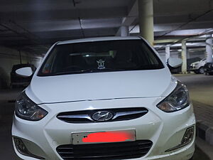 Second Hand Hyundai Verna Fluidic 1.6 VTVT SX in Delhi