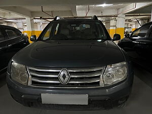 Second Hand Renault Duster RxE Petrol in Greater Noida