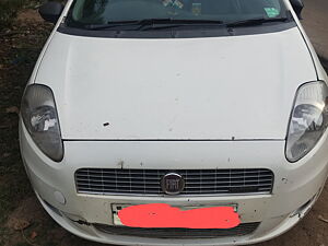 Second Hand Fiat Linea Emotion Pk 1.3 MJD in Bhopal