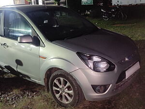 Second Hand Ford Figo Duratorq Diesel Titanium 1.4 in Sriperumbudur