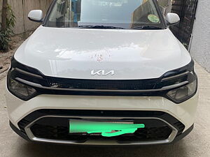 Second Hand Kia Carens Premium 1.5 Petrol 7 STR in Delhi