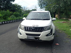 Second Hand Mahindra XUV500 W6 in Bhopal