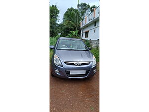 Second Hand Hyundai i20 Magna 1.4 CRDI in Sagara