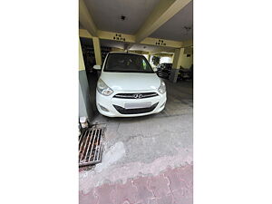 Second Hand Hyundai i10 Asta 1.2 AT Kappa2 with Sunroof in Kolkata