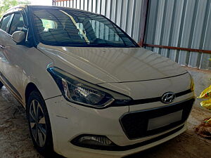 Second Hand Hyundai Elite i20 Asta 1.4 CRDI in Gondia