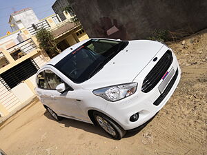 Second Hand Ford Aspire Titanium 1.2 Ti-VCT in Mehsana