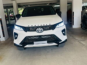 Second Hand Toyota Fortuner 2.8 4x2 AT [2016-2020] in Bangalore