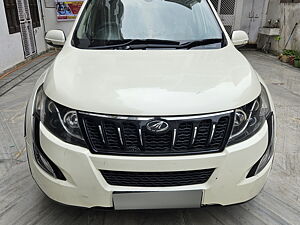 Second Hand Mahindra XUV500 W10 AWD in Lucknow