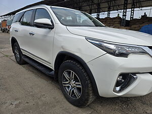 Second Hand Toyota Fortuner 2.8 4x2 MT [2016-2020] in Raisen