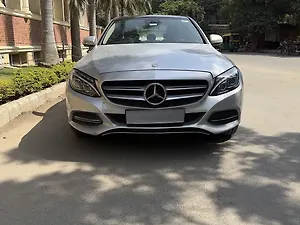 Second Hand मर्सिडीज़ बेंज़ सी-क्लास c 220 cdi अवंतगार्डे in गुड़गांव