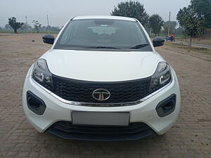 Second Hand Tata Nexon XE Diesel in Bathinda