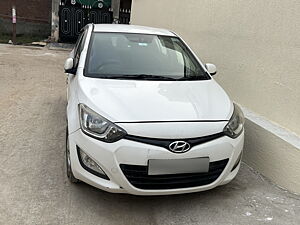 Second Hand Hyundai i20 Sportz 1.4 CRDI in Ropar