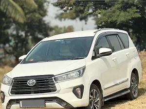 Second Hand Toyota Corolla Petrol AT in Pune