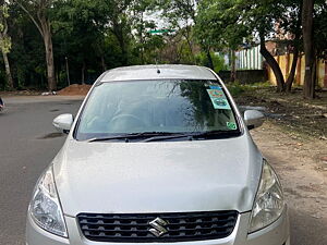 Second Hand Maruti Suzuki Ertiga Vxi in Delhi