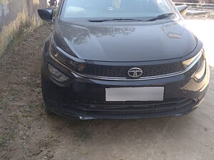 Second Hand Tata Altroz XT Diesel Dark Edition in Agra