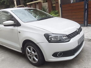 Second Hand Volkswagen Vento Highline Petrol in Rudrapur