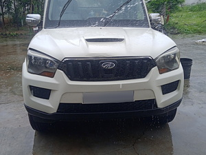 Second Hand Mahindra Scorpio S6 in Gangapur