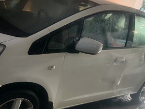 Second Hand Honda Jazz X in Meerut