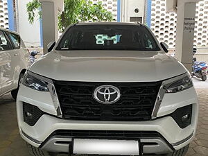 Second Hand Toyota Fortuner 4X4 AT 2.8 Diesel in Chennai