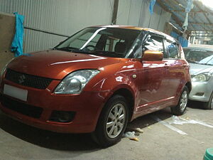 Second Hand Maruti Suzuki Swift ZDi in Mangalwedha