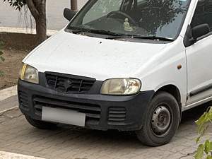 Second Hand Maruti Suzuki Alto LX BS-III in Gandhinagar