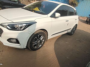 Second Hand Hyundai Elite i20 Asta 1.4 (O) CRDi in Surat