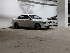 Second Hand BMW 5-Series 523i Sedan in Gandhinagar