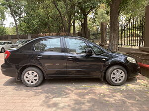 Second Hand Maruti Suzuki SX4 VXi in Noida