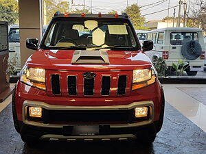 Second Hand Mahindra TUV300 T10 in Shimla