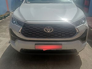 Second Hand Toyota Innova Hyrcross ZX Hybrid 7 STR in Delhi