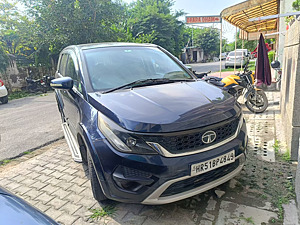 Second Hand Tata Hexa XM 4x2 7 STR in Faridabad