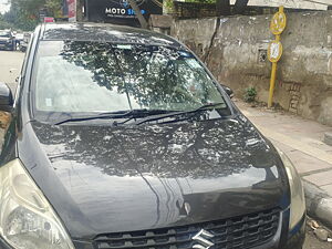 Second Hand Maruti Suzuki Ertiga Vxi in Delhi