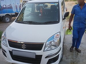 Second Hand Maruti Suzuki Wagon R LXI in Lucknow