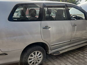 Second Hand Toyota Innova 2.5 VX BS III 7 STR in Ghaziabad