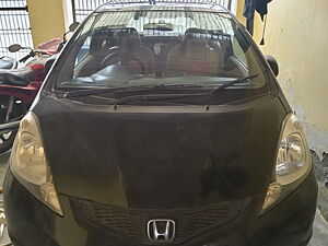 Second Hand Honda Jazz Active in Mathura