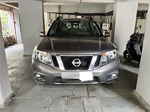 Second Hand Nissan Terrano XL (D) in Ahmedabad