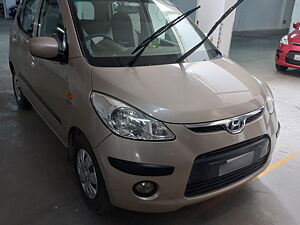 Second Hand Hyundai i10 Magna 1.2 AT in Hyderabad