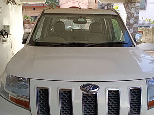 Second Hand Mahindra TUV300 T6 Plus in Durg