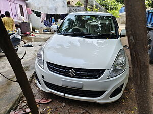 Second Hand Maruti Suzuki Swift DZire VDI in Karimnagar