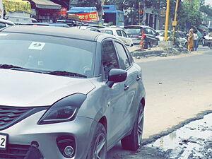 Second Hand Maruti Suzuki Baleno Sigma in Delhi