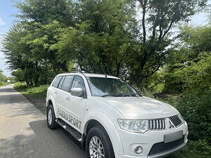 Second Hand Mitsubishi Pajero 2.5 MT in Amritsar