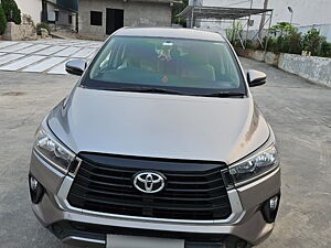 Second Hand Toyota Innova Crysta G 2.4 8 STR in Visakhapatnam