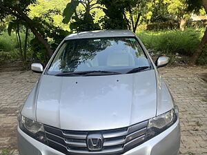 Second Hand Honda City 1.5 V MT in Delhi