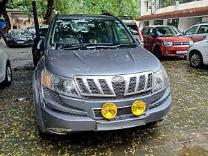 Second Hand மஹிந்திரா  xuv500 w8 in மும்பை