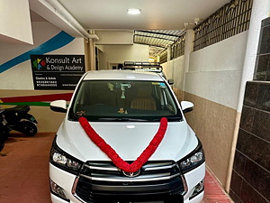 Second Hand Toyota Innova Crysta GX 2.4 8 STR in Bangalore