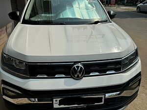 Second Hand Volkswagen Taigun Highline 1.0 TSI MT in Phagwara