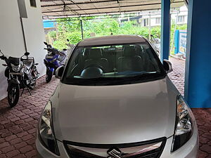 Second Hand Maruti Suzuki Swift DZire VXI in Kochi